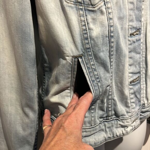 Levi’s Tie Dye Denim Jacket Size Small - Picture 4 of 14